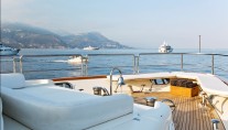 Yacht LA DEA -  Foredeck Seating
